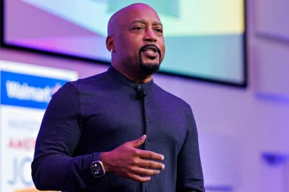 Daymond John at a Walmart Event